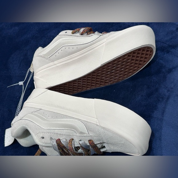 Vans Cream Canvas Sneakers - Picture 12 of 12